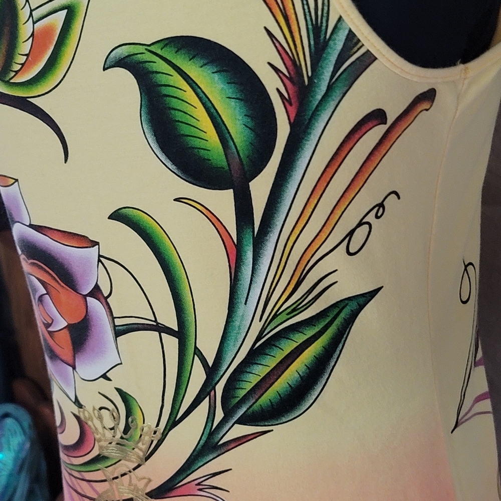 Floral Graphic Tank Top - Picture 6 of 6